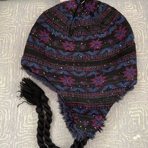 Muk Luks Black and Purple Knit Hat
